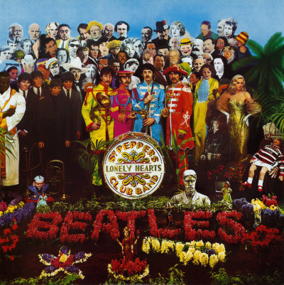 The Beatles - Sgt. Pepper's Lonely Hearts Club Band; levynkansi