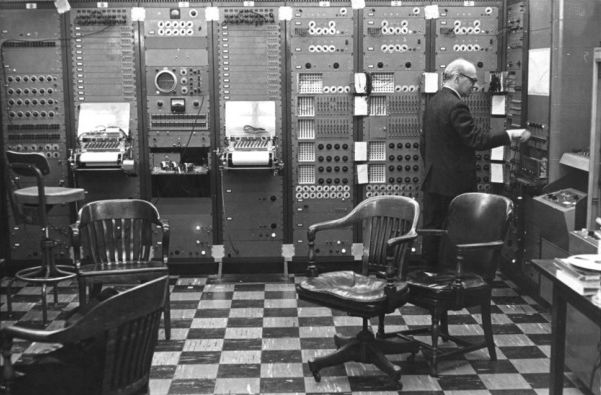 Milton Babbitt ja RCA Mark II Sound Synthesizer